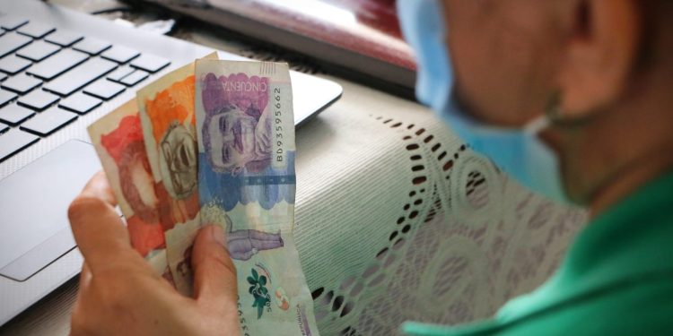 Continúan los pagos del subsidio Colombia Mayor