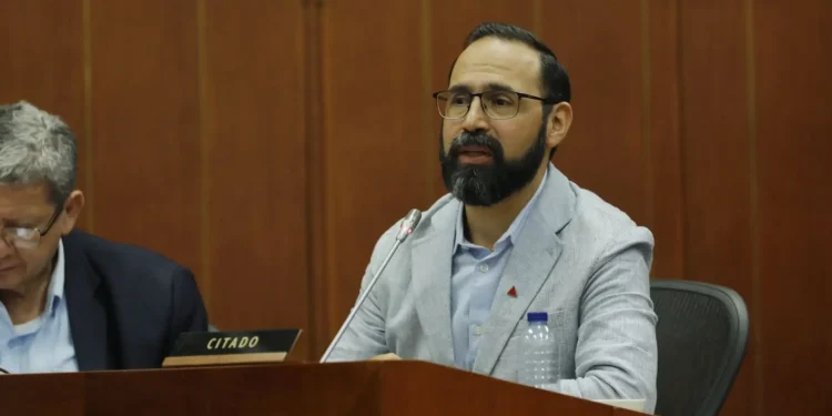 Minminas convocó reunión de emergencia por bajos niveles de embalses en el país