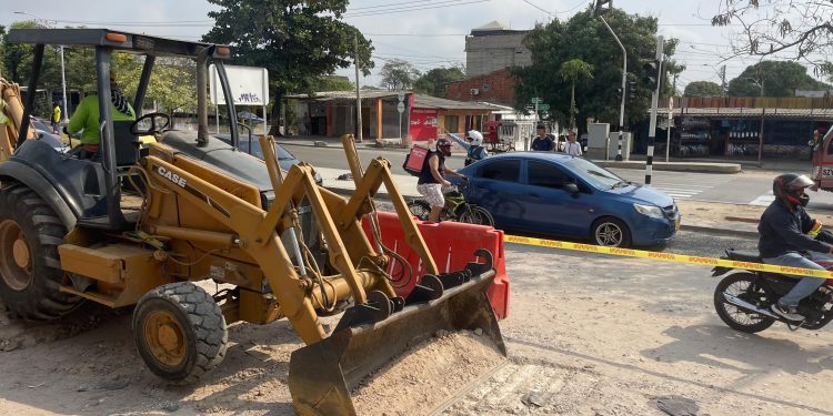 Piden investigar con lupa el contrato de pavimentación en la calle 30