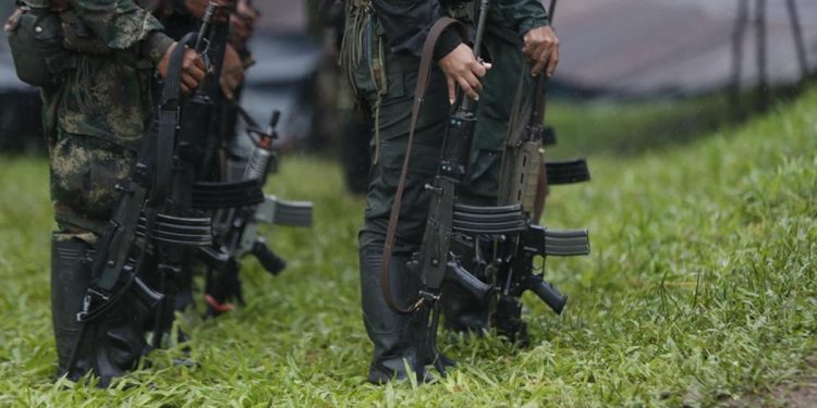 ELN reitera que proceso de paz está congelado y acusa al Gobierno por incumplimientos