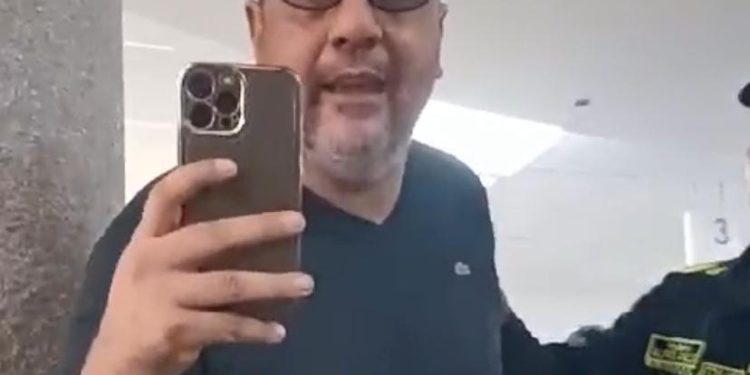 Cliente con deuda de $40 millones, atacó e insultó a funcionarios de Air-e