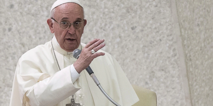 Papa Francisco se excusa por haber dicho que hay demasiado “mariconeo”