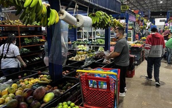 Precios de los alimentos subirían en Colombia por fenómeno de La Niña