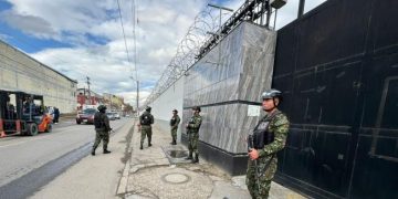 Reportan disturbios en los alrededores de la cárcel La Modelo de Bogotá