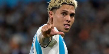 ¿Juan Fernando Quintero no seguirá en Racing? El mensaje en sus redes que hace dudar a los hinchas de la academia