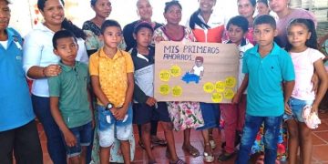 La niñez Wayuu aprende hábitos de ahorro con World Vision