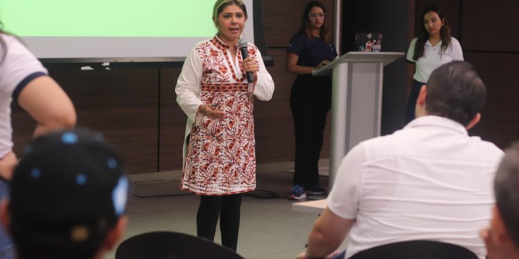 Distrito y empresas de servicios públicos realizan mesa de gestión social para fortalecer la comunicación con los usuarios