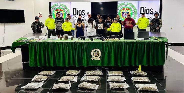 Fiscal pidió cárcel para directora de colegio señalada de liderar banda de tráfico de droga