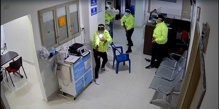 Dos carros y armas halladas, entre las pistas de ataque armado contra hijo de Enilce López