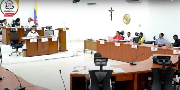 Comisión Segunda examina la seguridad en el distrito