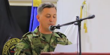 Relevado del cargo coronel que abandonó su puesto por ir a un concierto