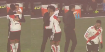 Reencuentro Tiburón: Así fue el abrazo de Miguel Ángel Borja y Juan Cruz Real en el partido entre River y Belgrano