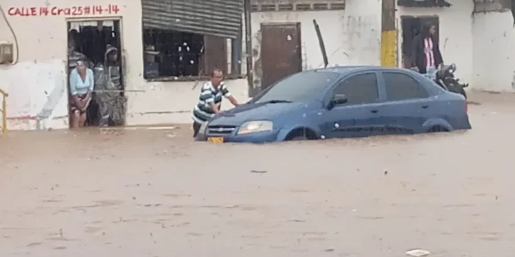 Lorica, víctima de inundaciones por fuertes lluvias