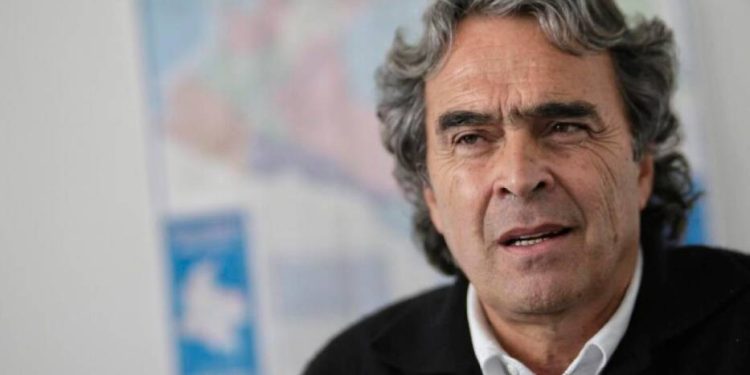 “Claudia López apoyó a Petro y ahora quiere aparecer como contradictoria”, asegura Sergio Fajardo