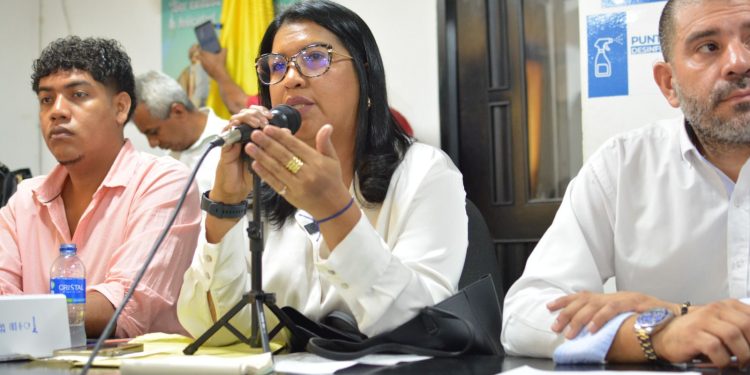 Alcaldesa sanciona Acuerdo para “ajustar” y modificar estatuto tributario, en Malambo