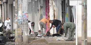 Atentado en Jamundí: momento en el que detonan la ‘moto-bomba’