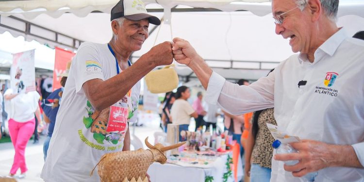 “La mejor manera de celebrar estos 119 años es rodeado de los emprendedores en Exposolidaria”: gobernador Verano
