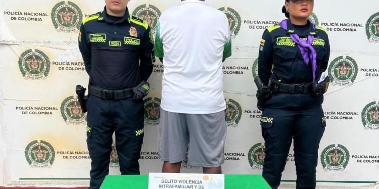 A la cárcel profesor de educación física que minutos antes agredía físicamente a su ex pareja