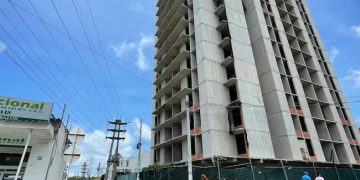 “Demolición de Aquarela continuará piso a piso”, dice alcalde Turbay