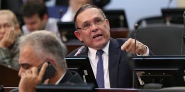 Oficial: Efraín Cepeda será el próximo presidente del Congreso