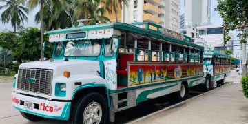 Con decreto, buscan poner en cintura a las chivas turísticas en Cartagena 