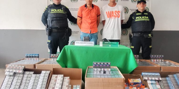 Caen dos sujetos señalados de hurtar camión que transportaba cigarrillos