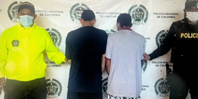 Condenan a 58 años de cárcel a hermanos que prendieron fuego a dos menores