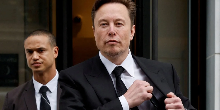 Exempleados de SpaceX demandan a Elon Musk por acoso sexual y discriminación