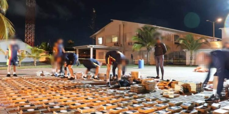 Incautan más de media tonelada de cocaína en San Andrés