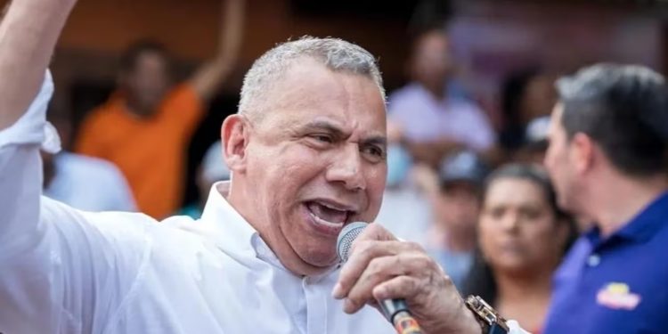 Por caso Petro, citan a Máximo Noriega a Comisión de Acusación 