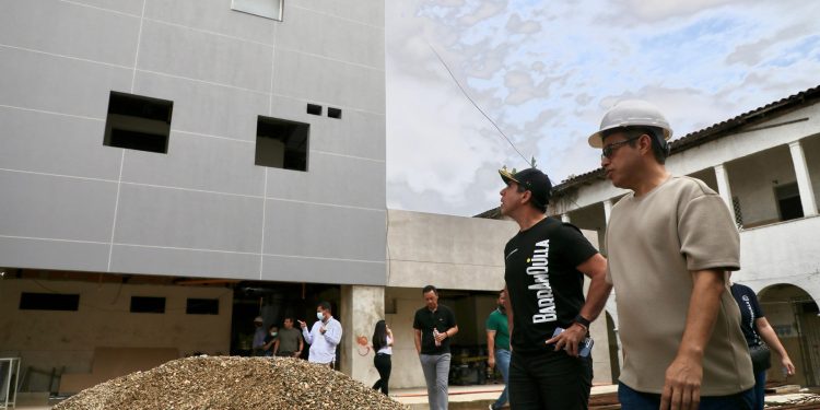 Alcalde Char confirma reactivación de obras en el Hospital Barranquilla