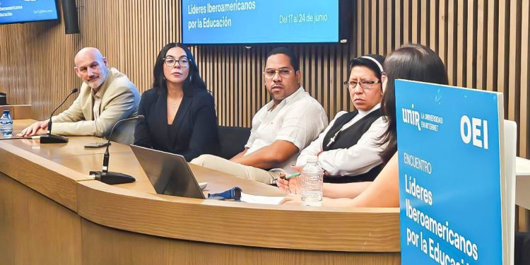 120 docentes del Atlántico recibirán becas para estudios de maestría