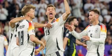 Alemania le ganó a Escocia 5-1 en el juego inaugural de la Eurocopa