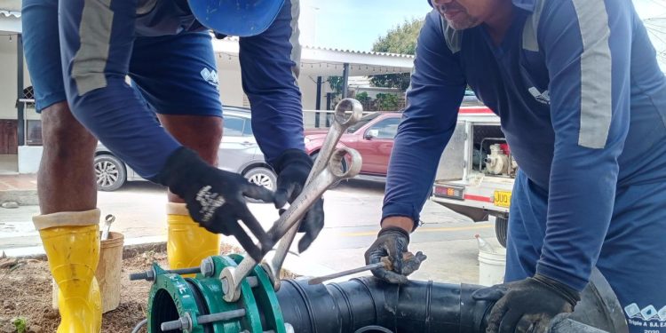 Tecnología de vanguardia llega al barrio Paraíso con la instalación de nueva red de tuberías