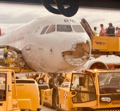 Granizada durante un vuelo daña la nariz de un avión de Austrian Airlines