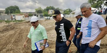 De basurero a cielo abierto a gran parque: alcalde Char pone primera piedra del Jorge Robledo Ortiz en 7 de Abril
