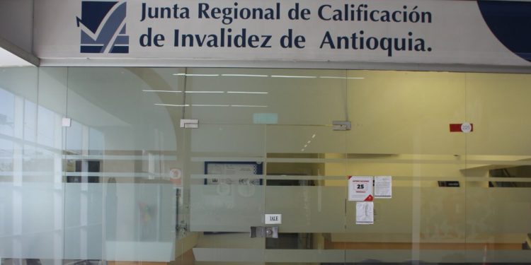 Destituido e inhabilitado por 11 años, exdirector Administrativo y Financiero de Junta Regional de Calificación de Invalidez de Antioquia