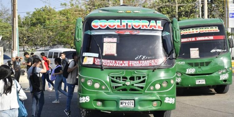 Sibus: MinTransporte le dio la razón al Área Metropolitana para reglamentarlo