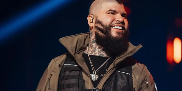 Farruko, Lenny Tavárez y otras estrellas de la música urbana brillarán en Premios Juventud 2024