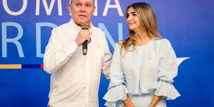 El Partido Conservador hace historia con la elección de la Senadora Nadia Blel como su primera mujer presidenta