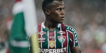 Jhon Arias rechazó propuesta para extender su contrato con Fluminense