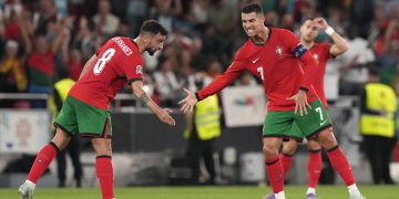 Cristiano Ronaldo sale del banquillo y da la victoria a Portugal sobre Escocia