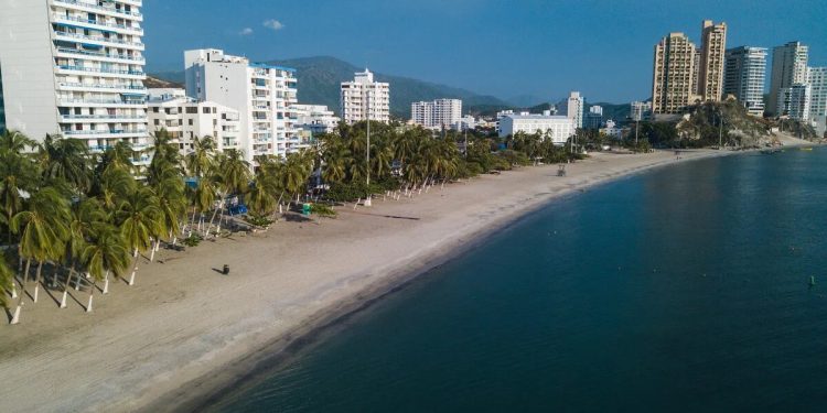 Cierran las playas y ríos en Santa Marta por condiciones meteorológicas adversas