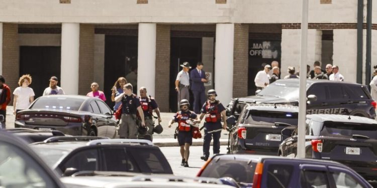 Policía identifica a las 4 víctimas mortales del tiroteo en un instituto de Georgia