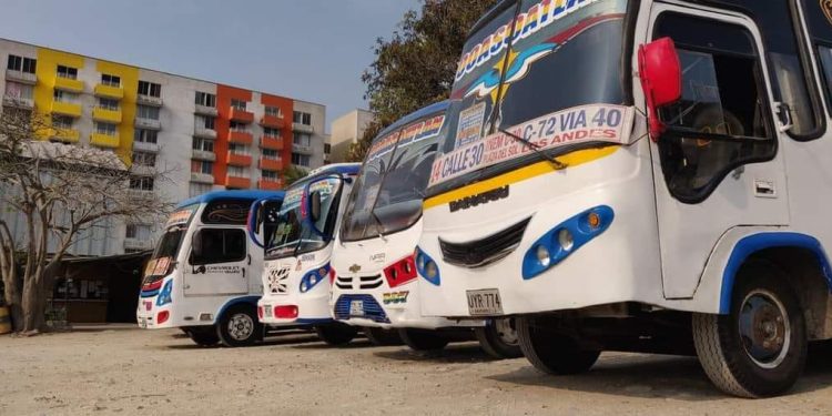 Conductores de Cooasoatlan suspenden de manera indefinida el servicio en Barranquilla y Soledad por amenazas de extorsión