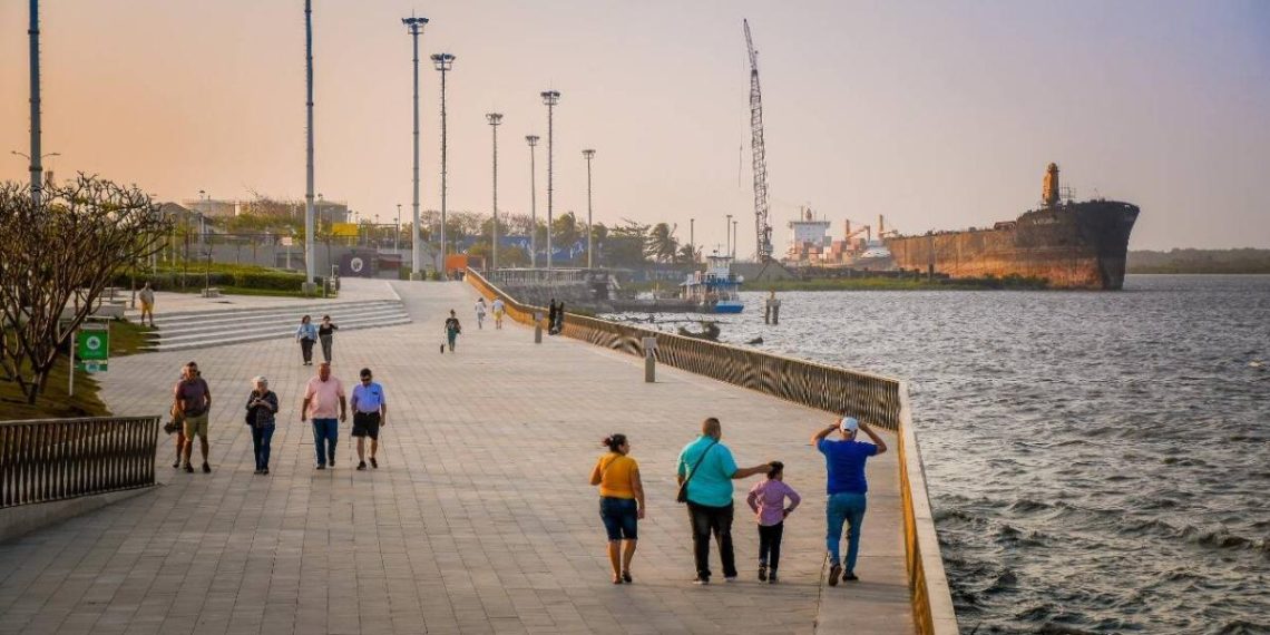 Alcalde Char anuncia extensión del Malecón hasta la 46