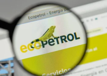 Caída histórica de las acciones de Ecopetrol: factores clave y perspectivas futuras