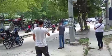 Mototaxistas atacaron con piedras a agentes de tránsito en Soledad