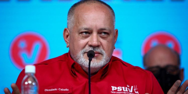 Diosdado Cabello dice que hay 11 personas detenidas por apagón nacional