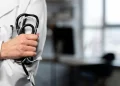 Se suman sríticas de sociedades científicas a la Reforma de Salud: gremio médico señala continuidad con proyecto anterior
